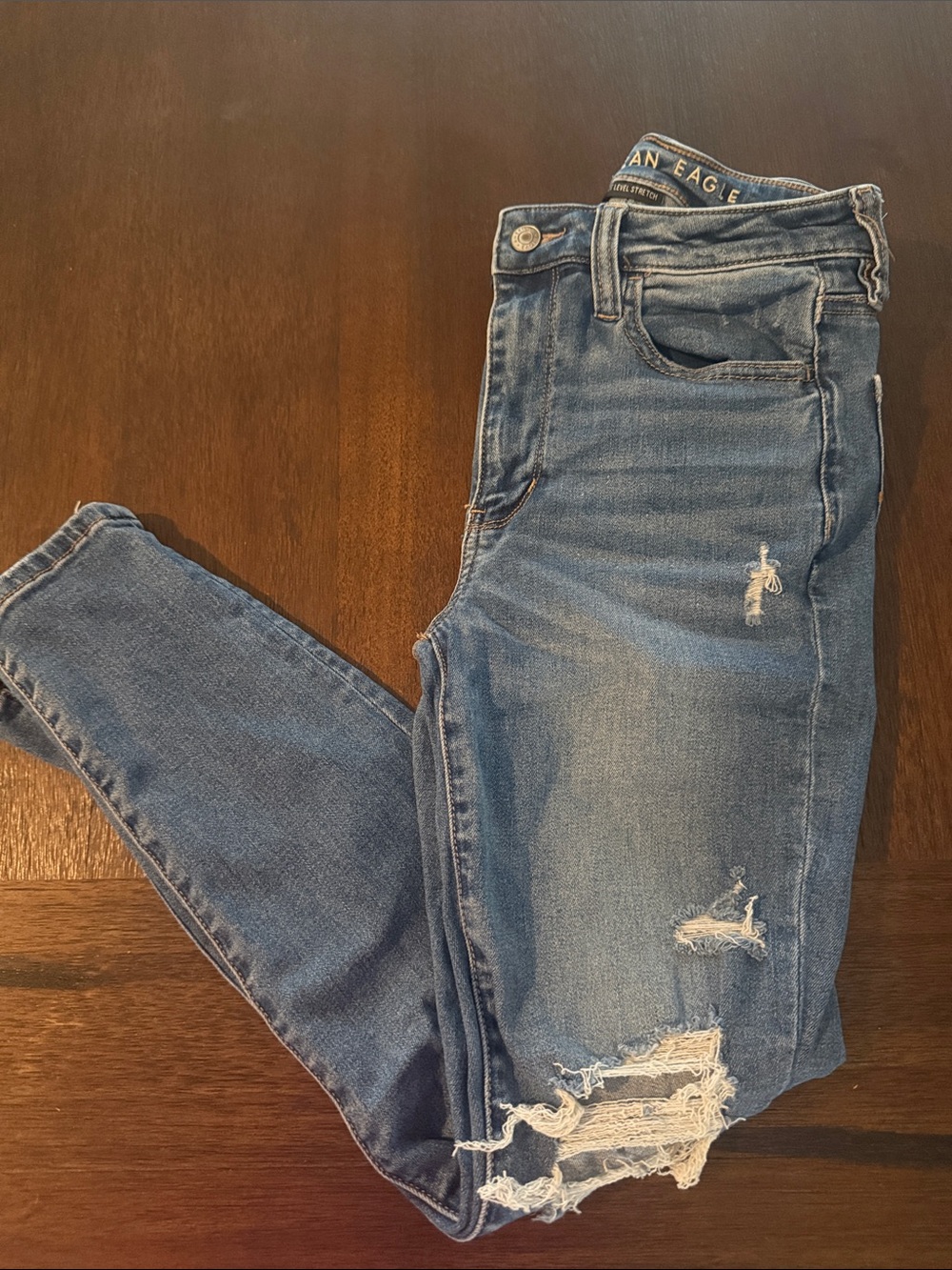 American Eagle Outfitters Women's Light Blue Distressed Skinny Jeans-6 short